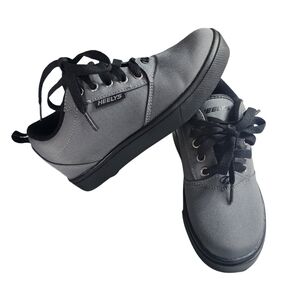 Heelys Gray Skate Shoes Youth Size 2 Roller Sneakers Wheels Included